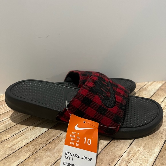 Nike benassi plaid slides - Picture 4 of 7